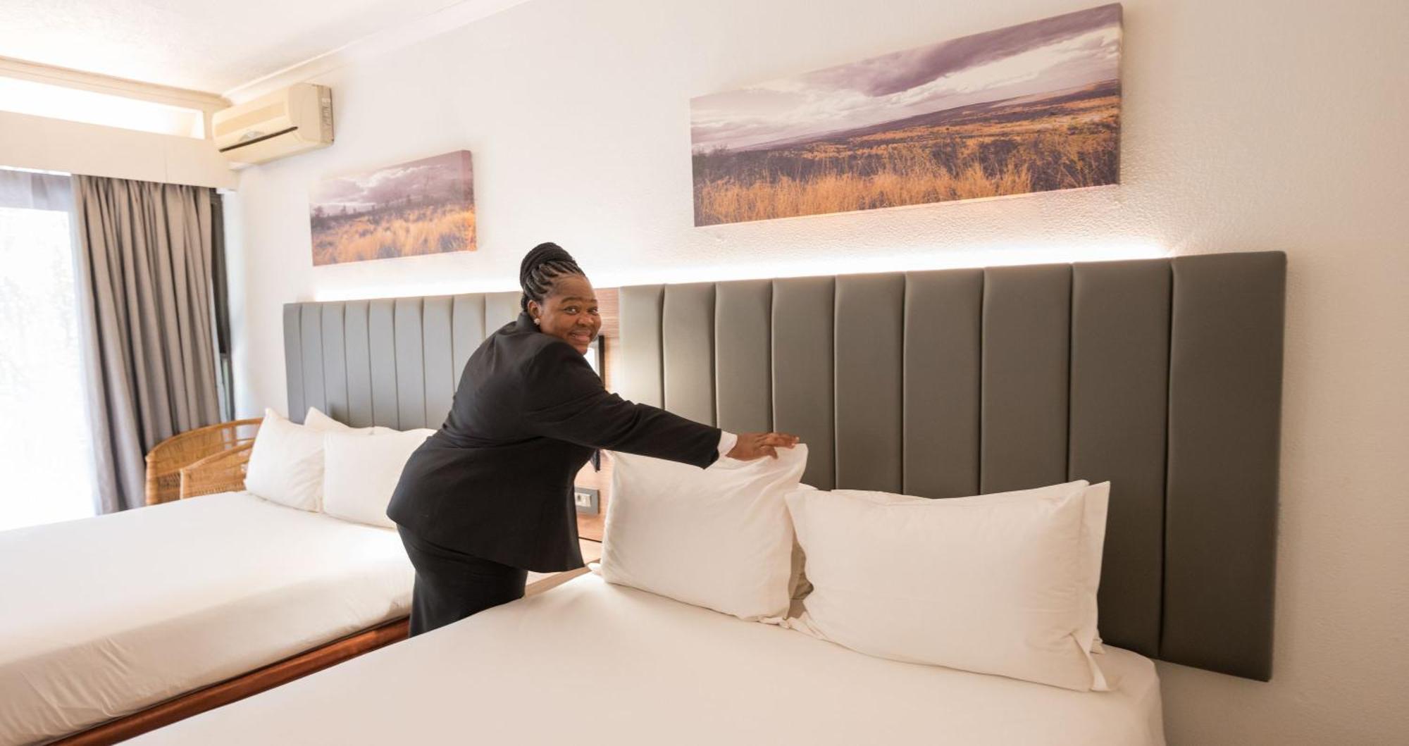 Anew Hotel Hluhluwe Exteriör bild